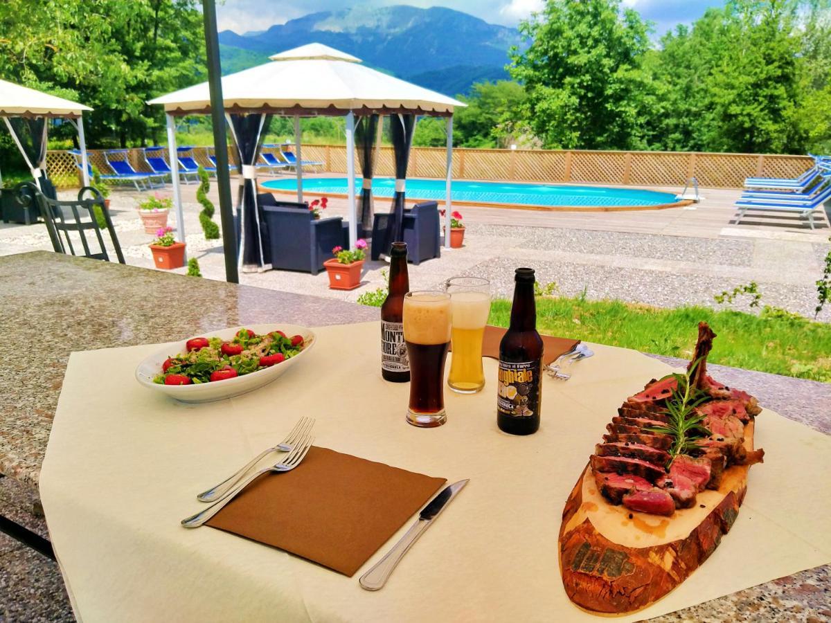Agriturismo Borgo Biaia Camporgiano Dış mekan fotoğraf