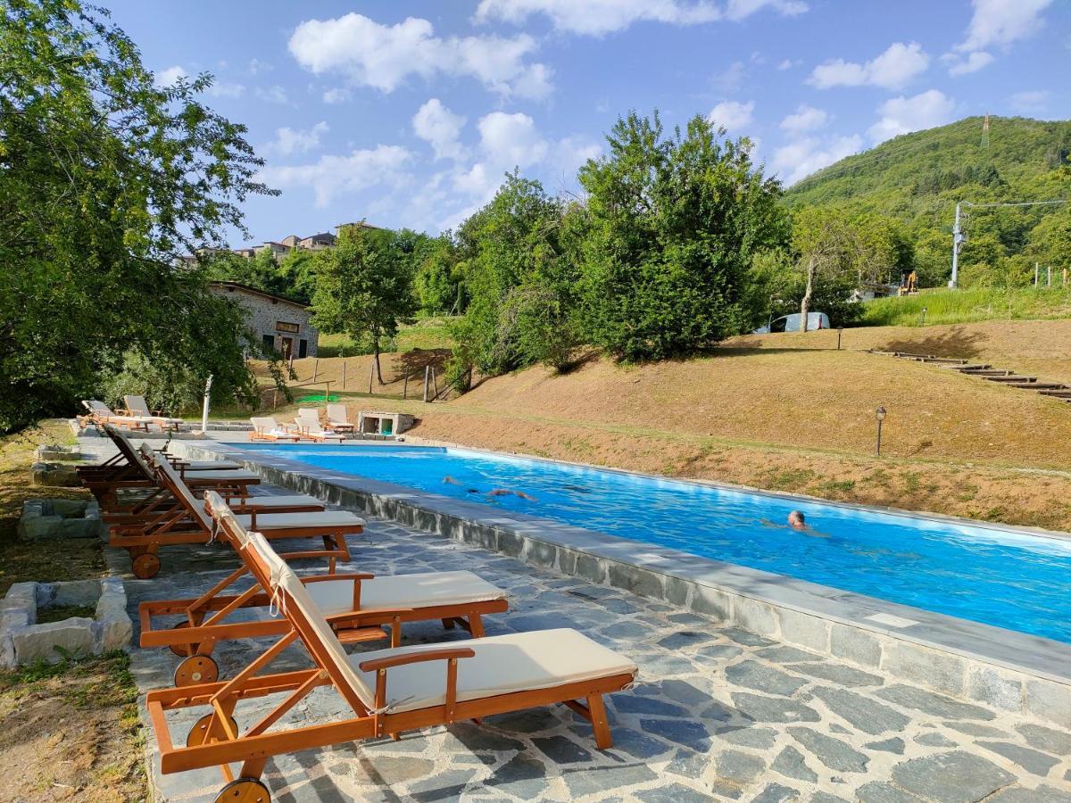 Agriturismo Borgo Biaia Camporgiano Dış mekan fotoğraf