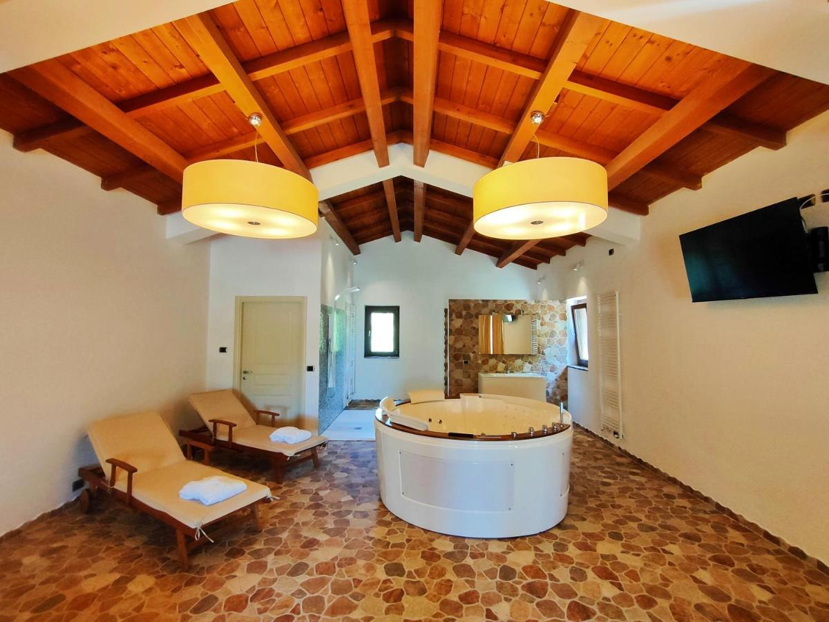 Agriturismo Borgo Biaia Camporgiano Dış mekan fotoğraf