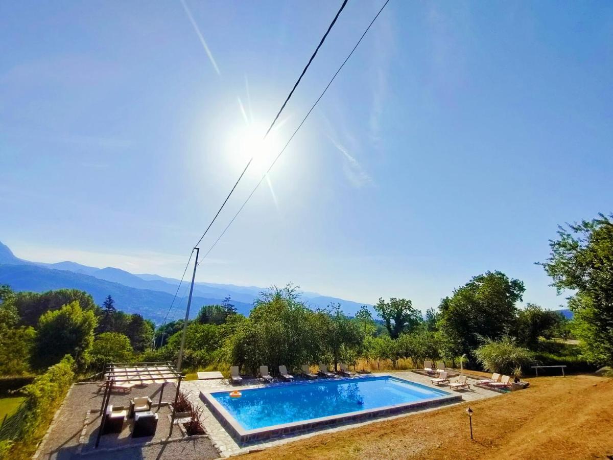 Agriturismo Borgo Biaia Camporgiano Dış mekan fotoğraf