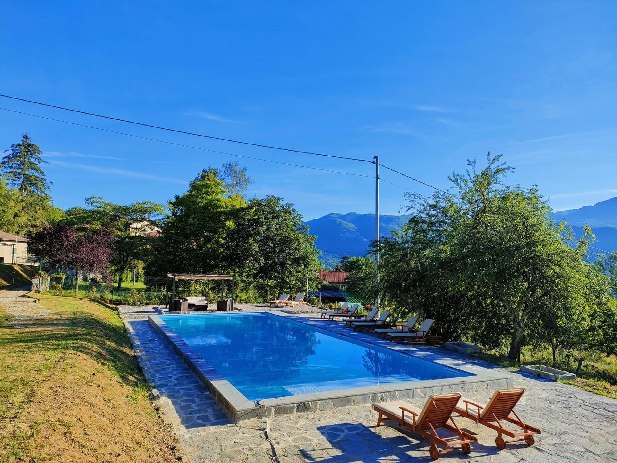 Agriturismo Borgo Biaia Camporgiano Dış mekan fotoğraf