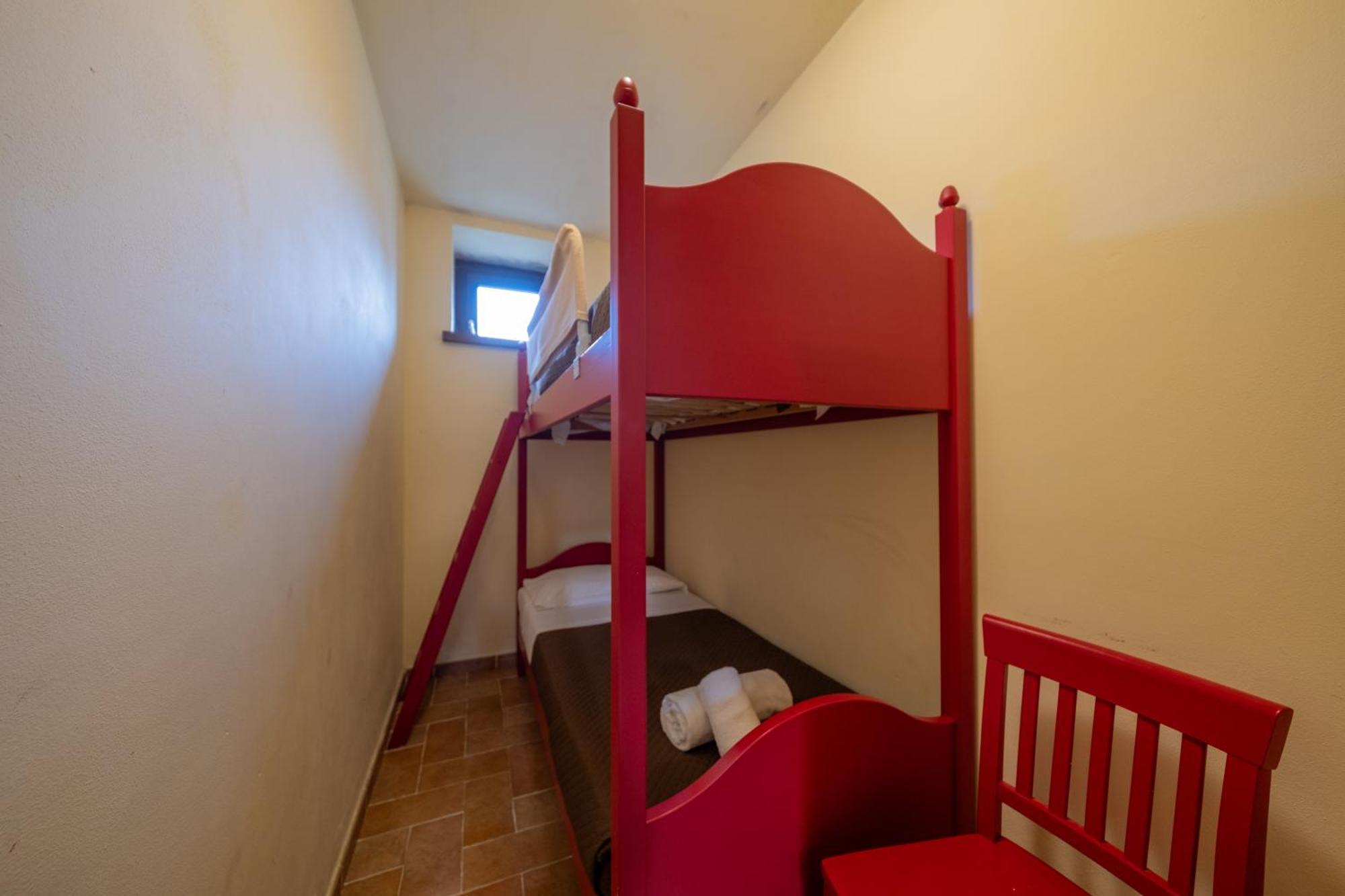 Agriturismo Borgo Biaia Camporgiano Dış mekan fotoğraf