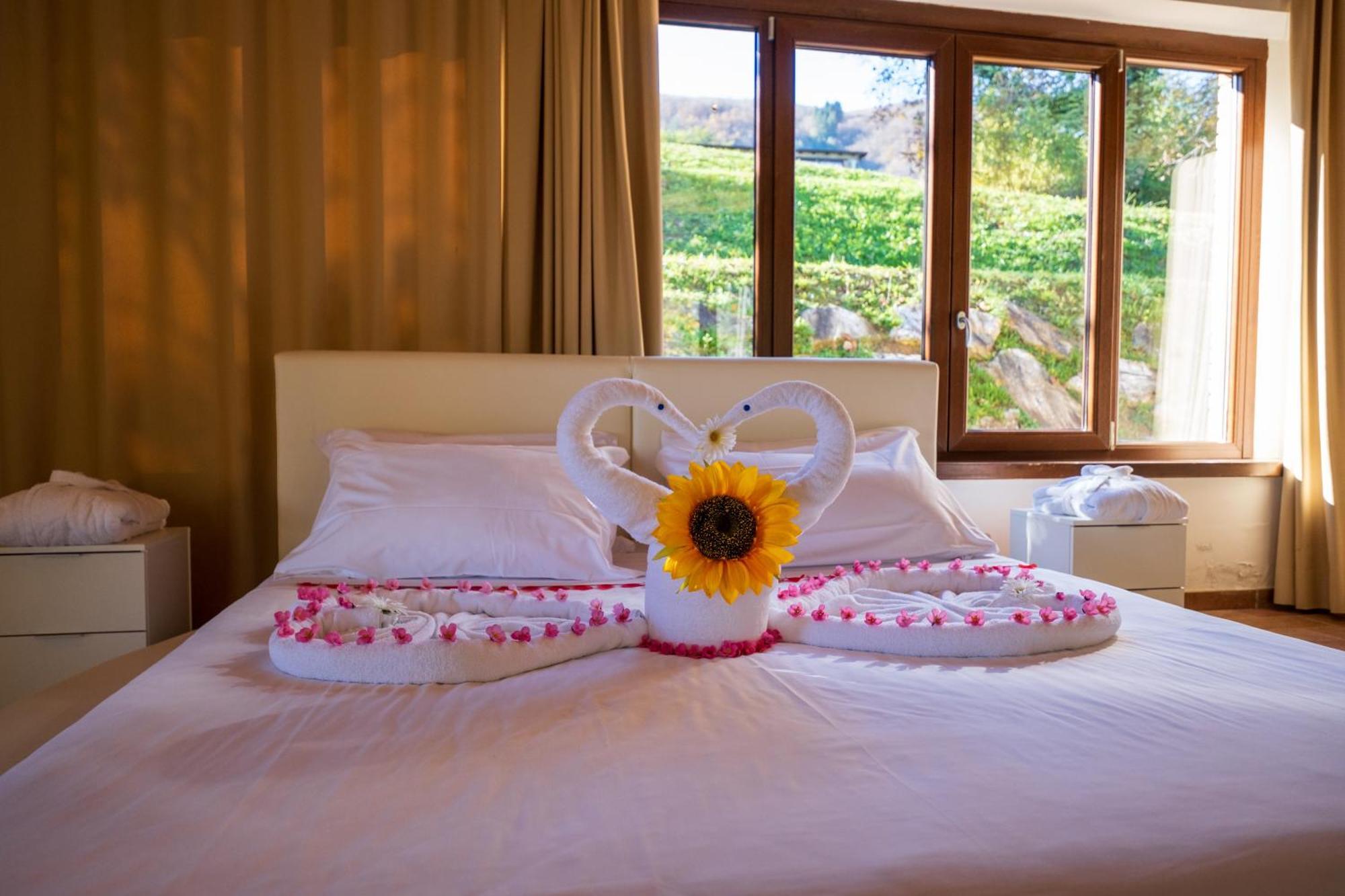 Agriturismo Borgo Biaia Camporgiano Dış mekan fotoğraf