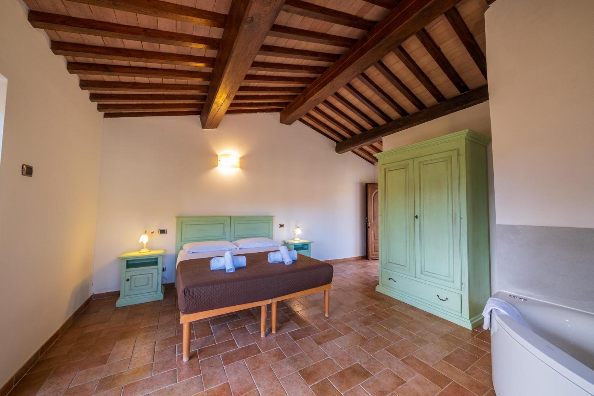 Agriturismo Borgo Biaia Camporgiano Dış mekan fotoğraf