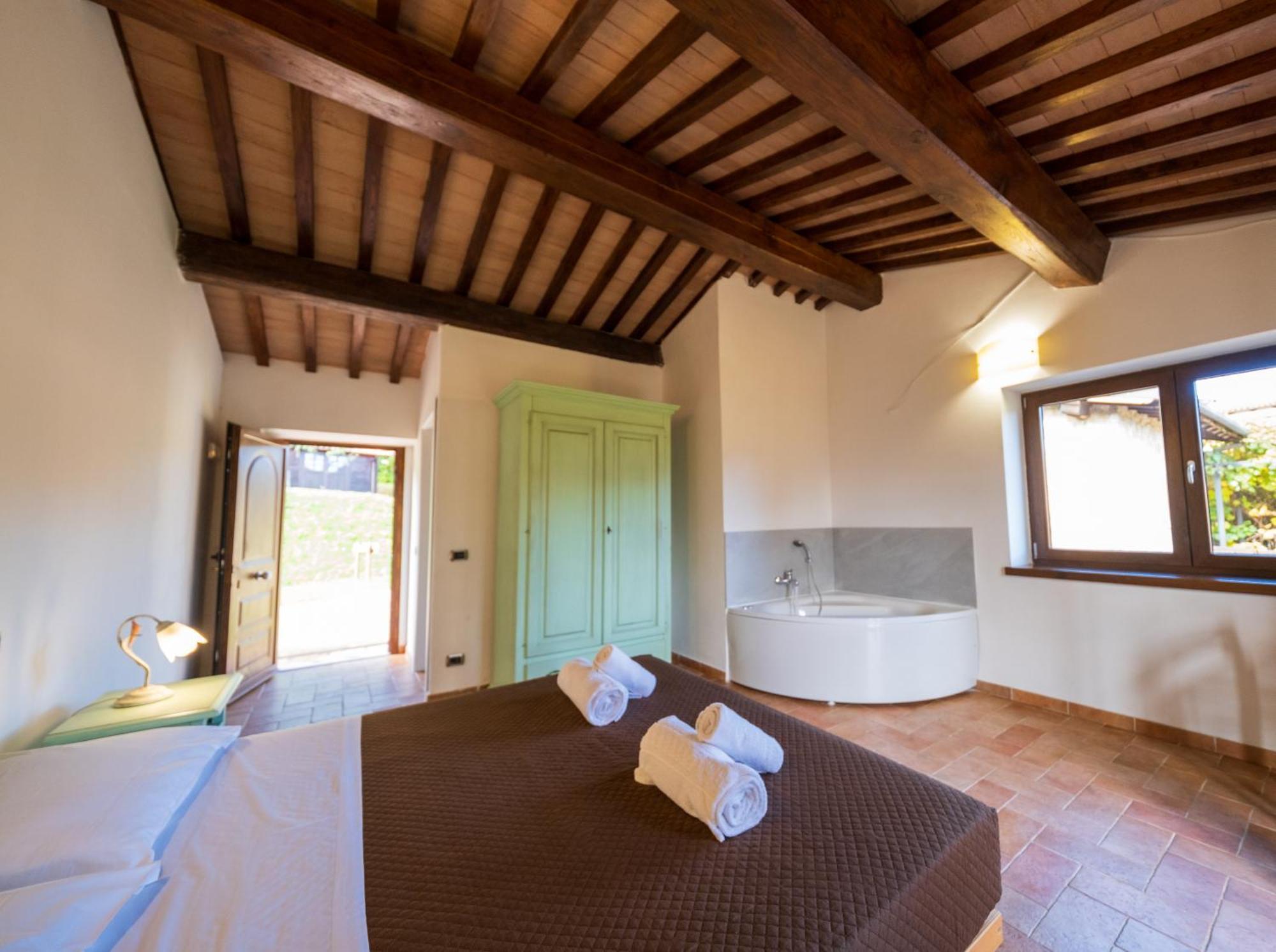 Agriturismo Borgo Biaia Camporgiano Dış mekan fotoğraf